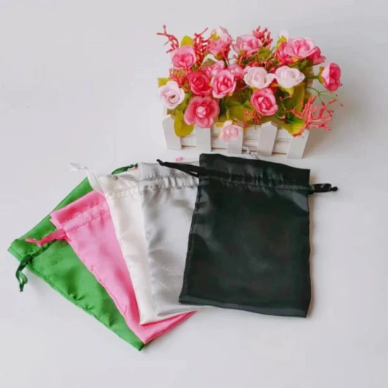 Bolsa de satén de embalaje de peluca con cordón liso verde personalizado